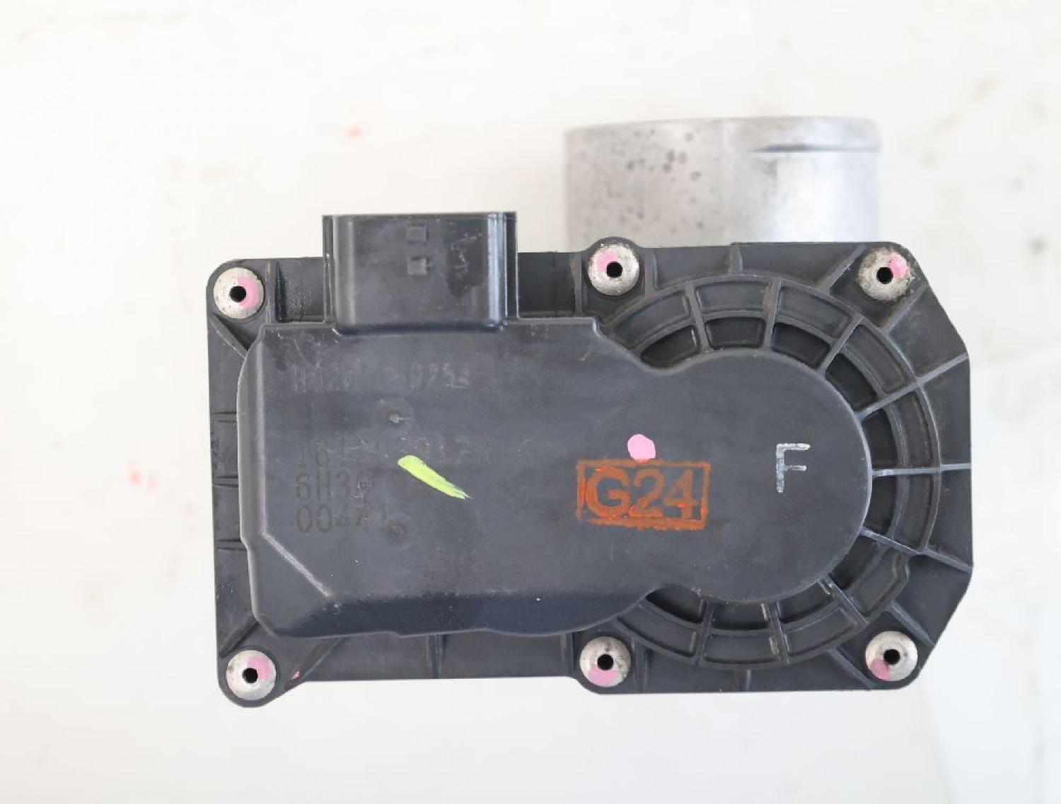 Drosselklappenstutzen 161203912R Renault TWINGO 3