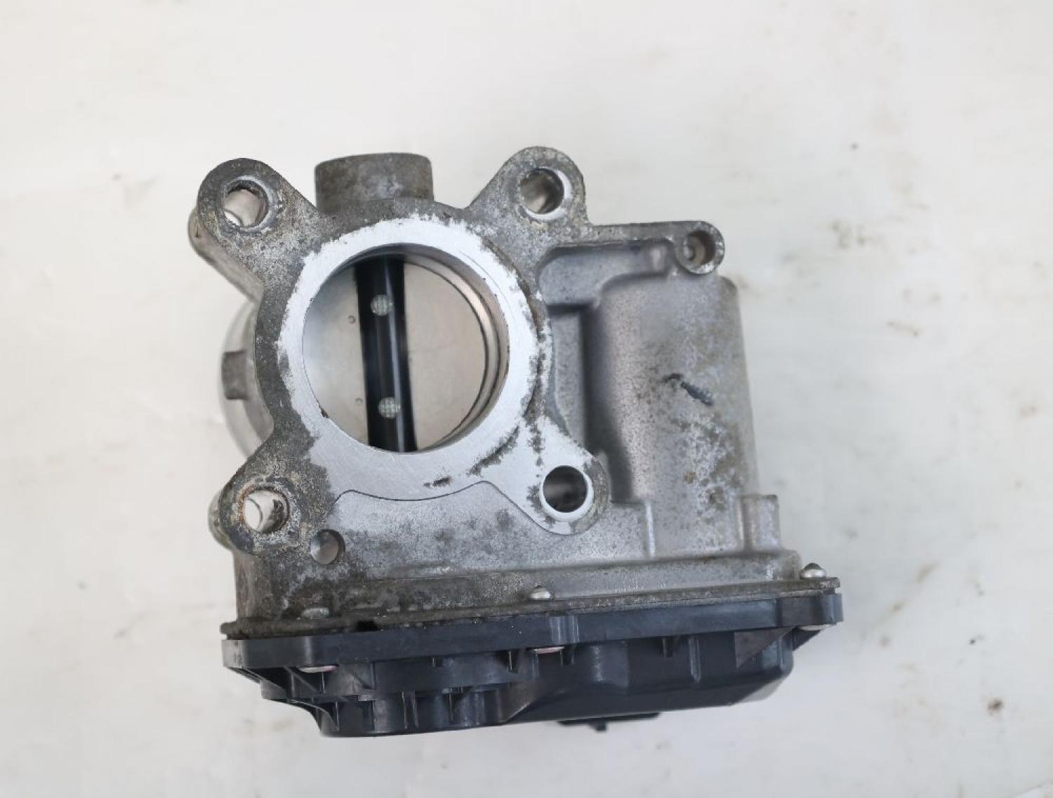 Drosselklappenstutzen 161203912R Renault TWINGO 3