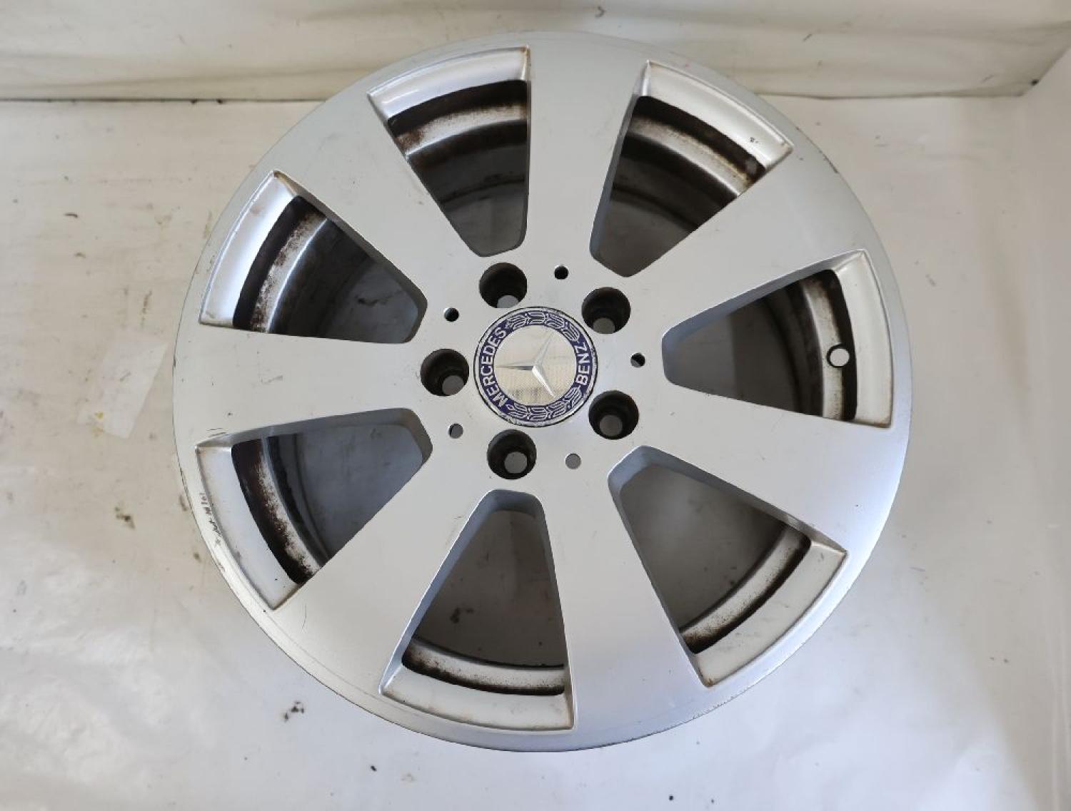 Felge Alu/Leichtmetall vorn rechts 2044011102 Mercedes C-KLASSE S 204