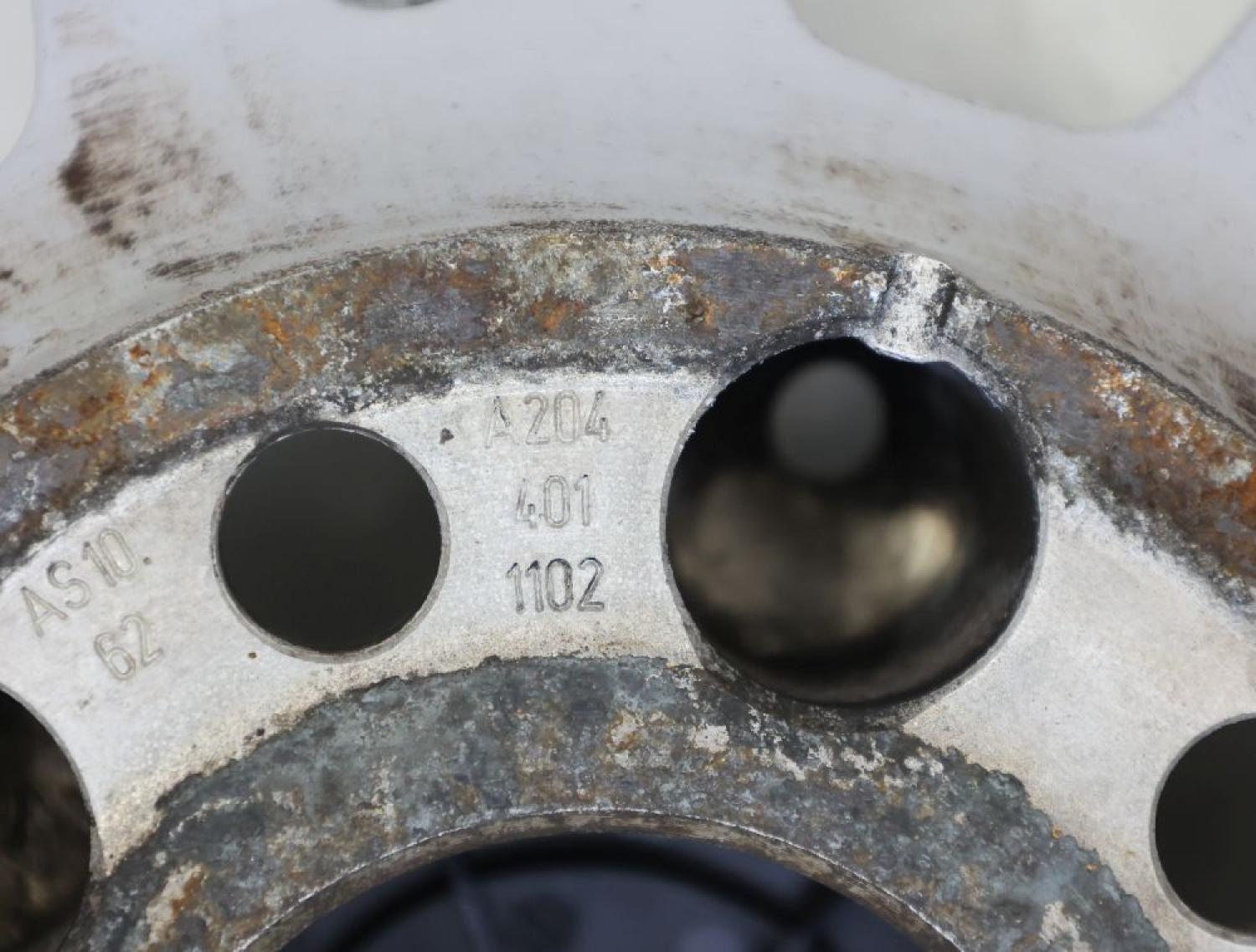 Felge Alu/Leichtmetall vorn rechts 2044011102 Mercedes C-KLASSE S 204
