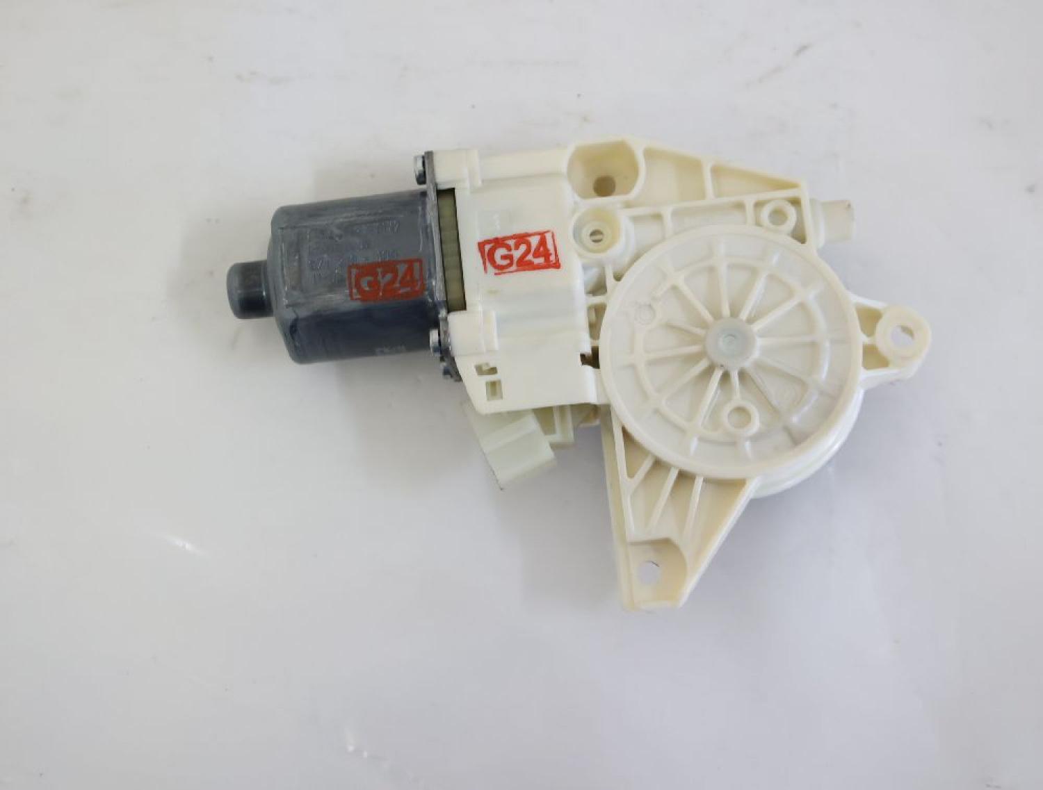 Fensterheber-Motor vorn links 2048200142 Mercedes C-KLASSE S 204