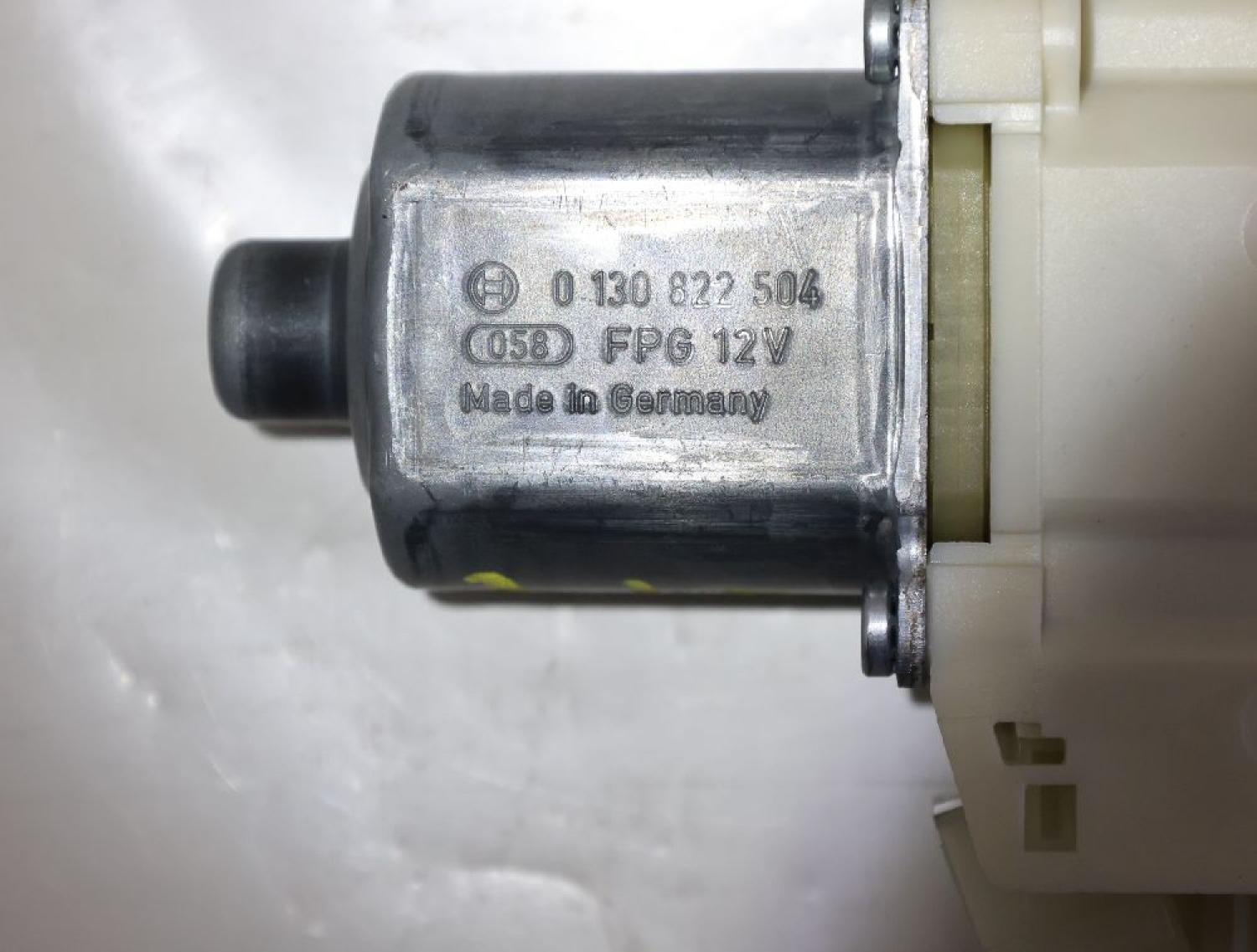 Fensterheber-Motor hinten rechts 2048200642 Mercedes C-KLASSE S 204