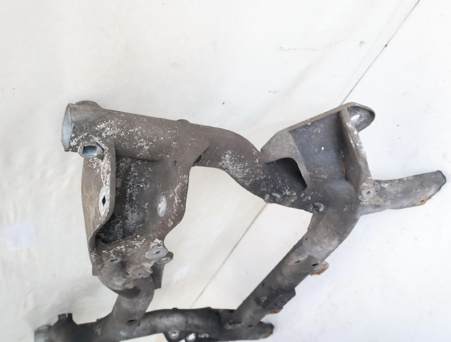 Achsträger vorn 2046281057 Mercedes C-KLASSE S 204