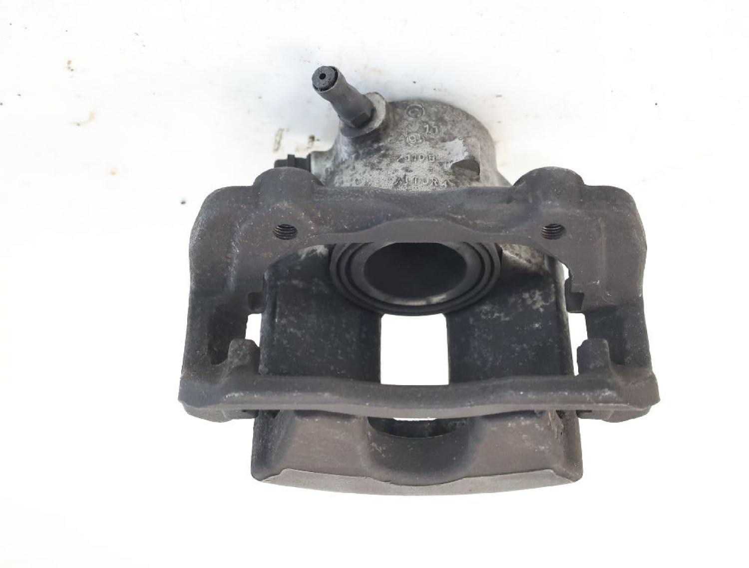 Bremssattel vorn rechts 2044212481 Mercedes C-KLASSE S 204