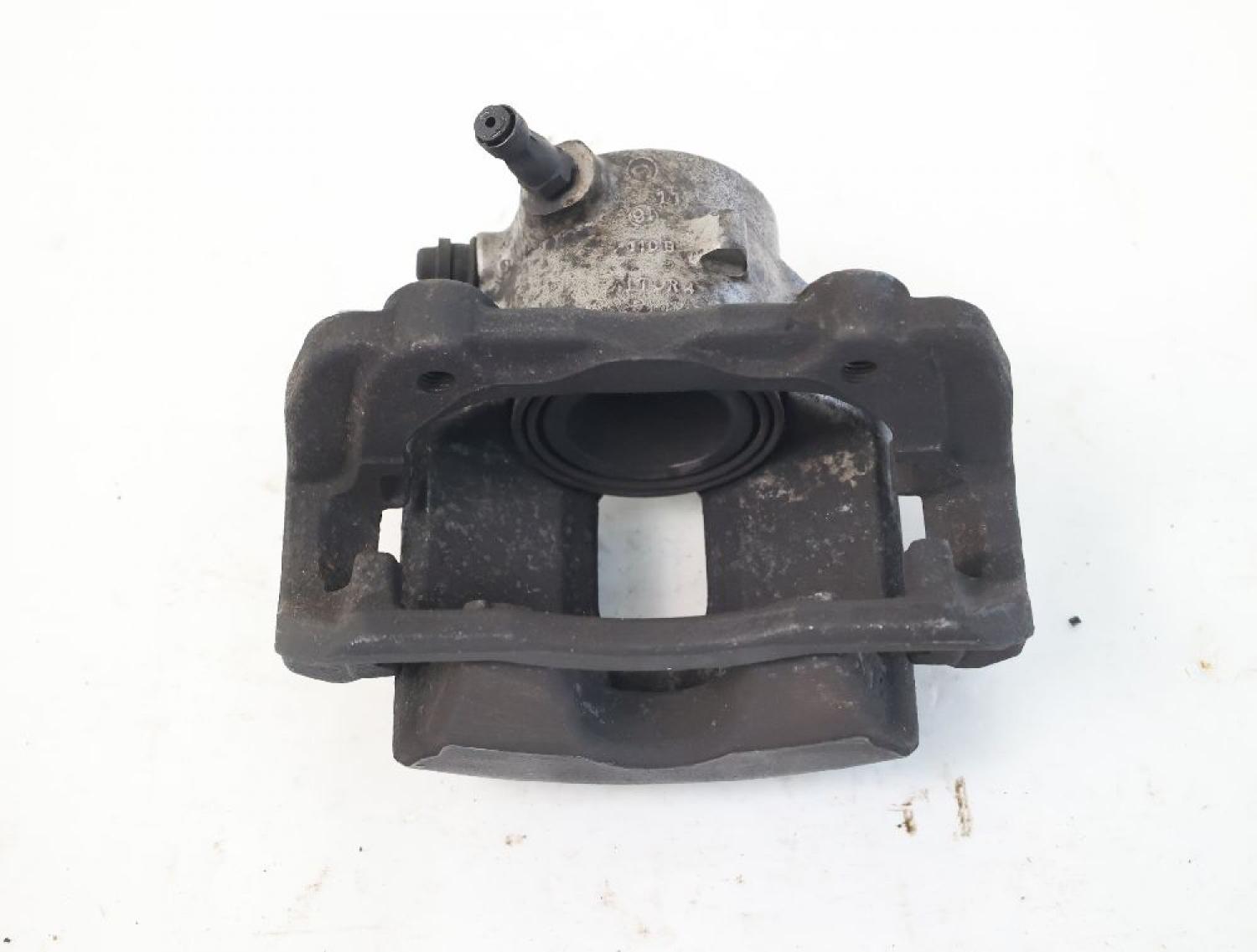 Bremssattel vorn rechts 2044212481 Mercedes C-KLASSE S 204