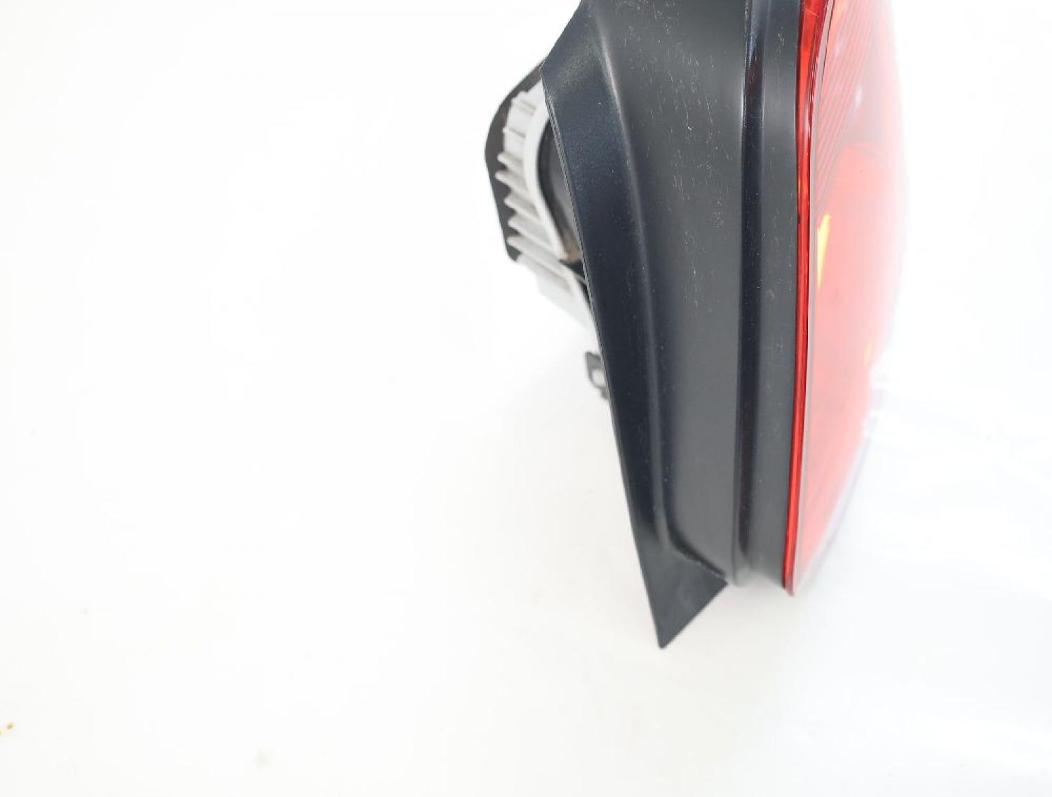 Rückleuchte rechts 6R0945096G VW POLO 5 6R
