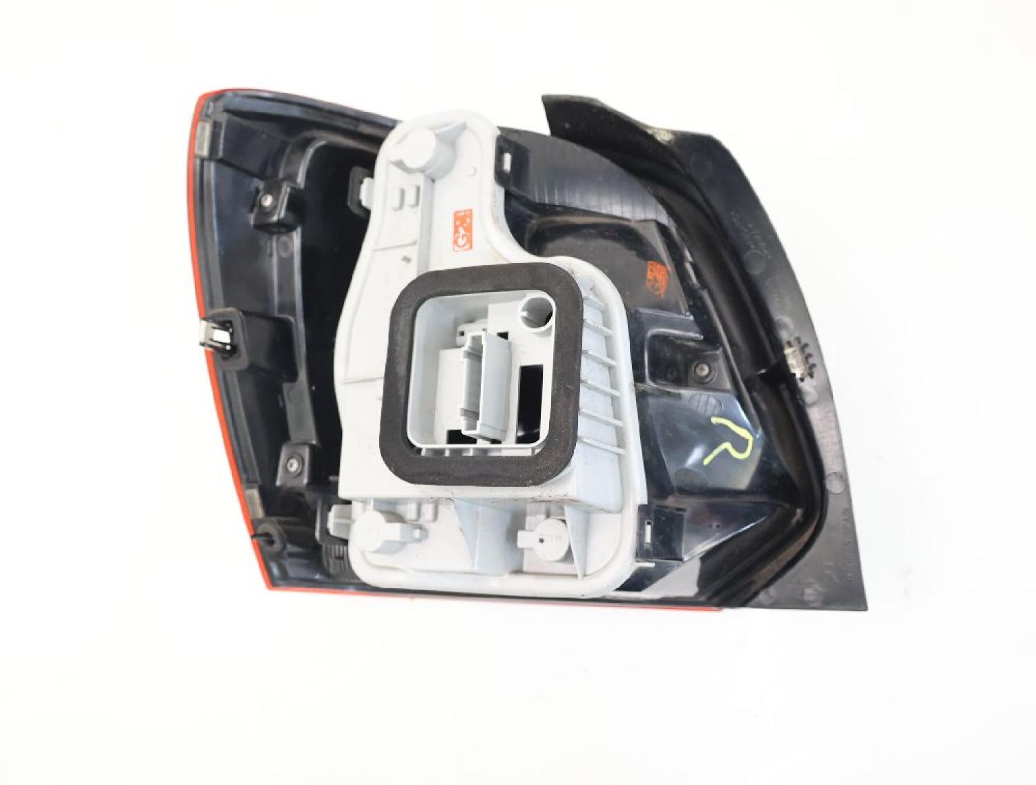 Rückleuchte rechts 6R0945096G VW POLO 5 6R