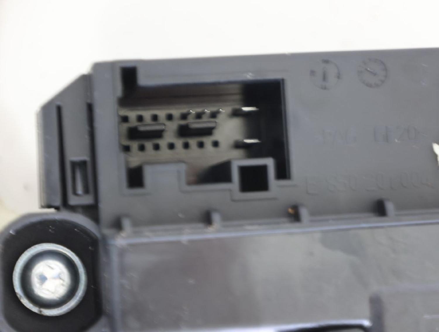 Fensterheber elektrisch hinten links 6R0959811B VW POLO 5 6R