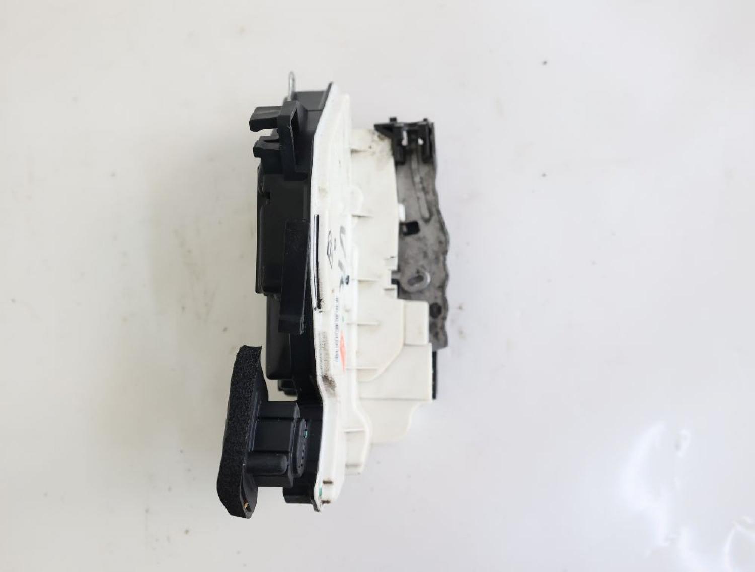 Türschloß vorn rechts 5K1837016 VW POLO 5 6R