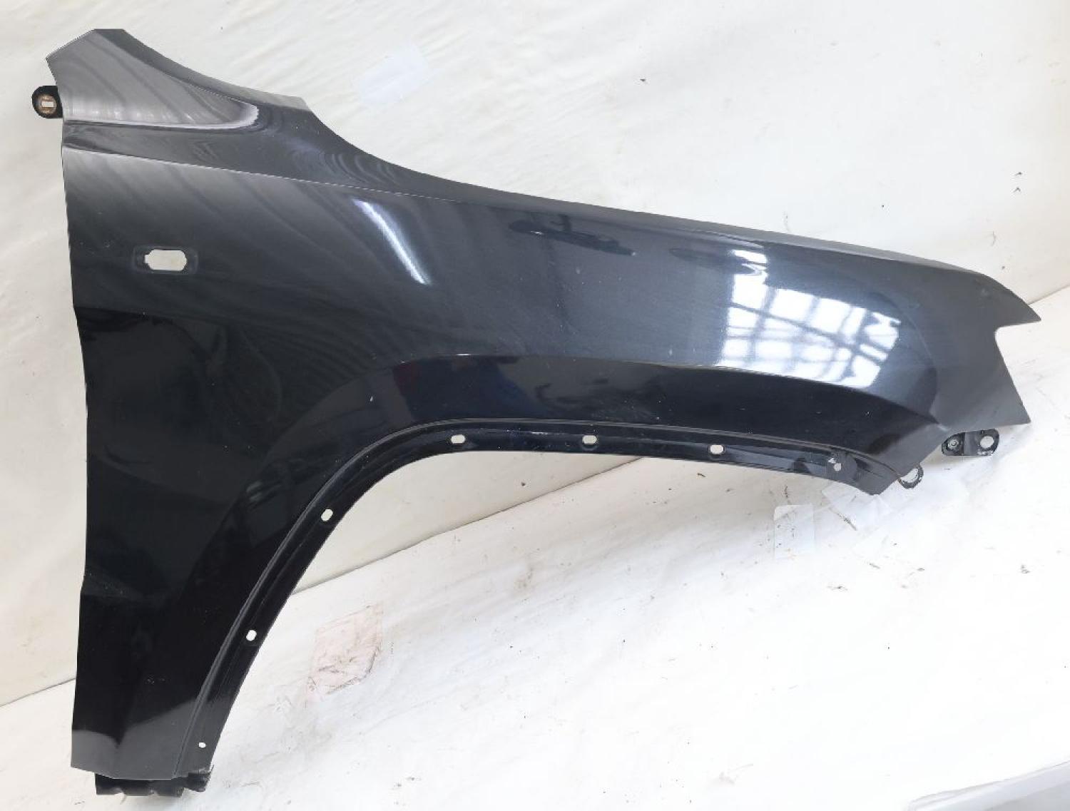 Kotflügel vorn rechts 55113682AC Jeep GRAND CHEROKEE 4 WK