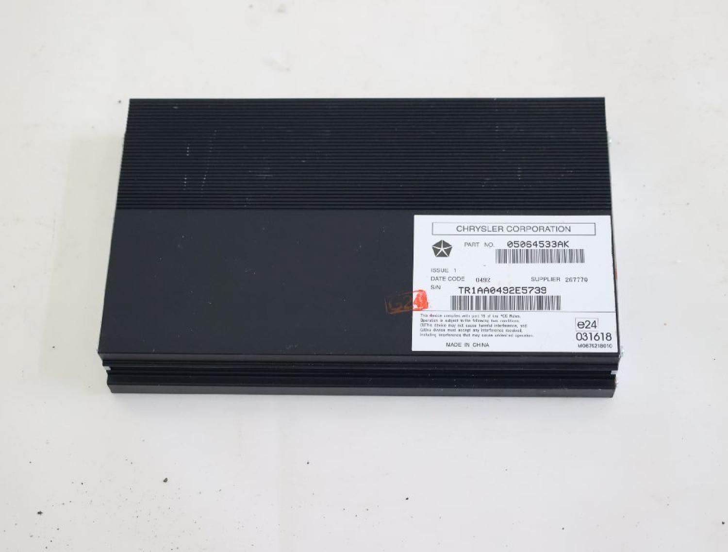 Radio-Verstärker-Einheit 05064533AK Jeep GRAND CHEROKEE 4 WK
