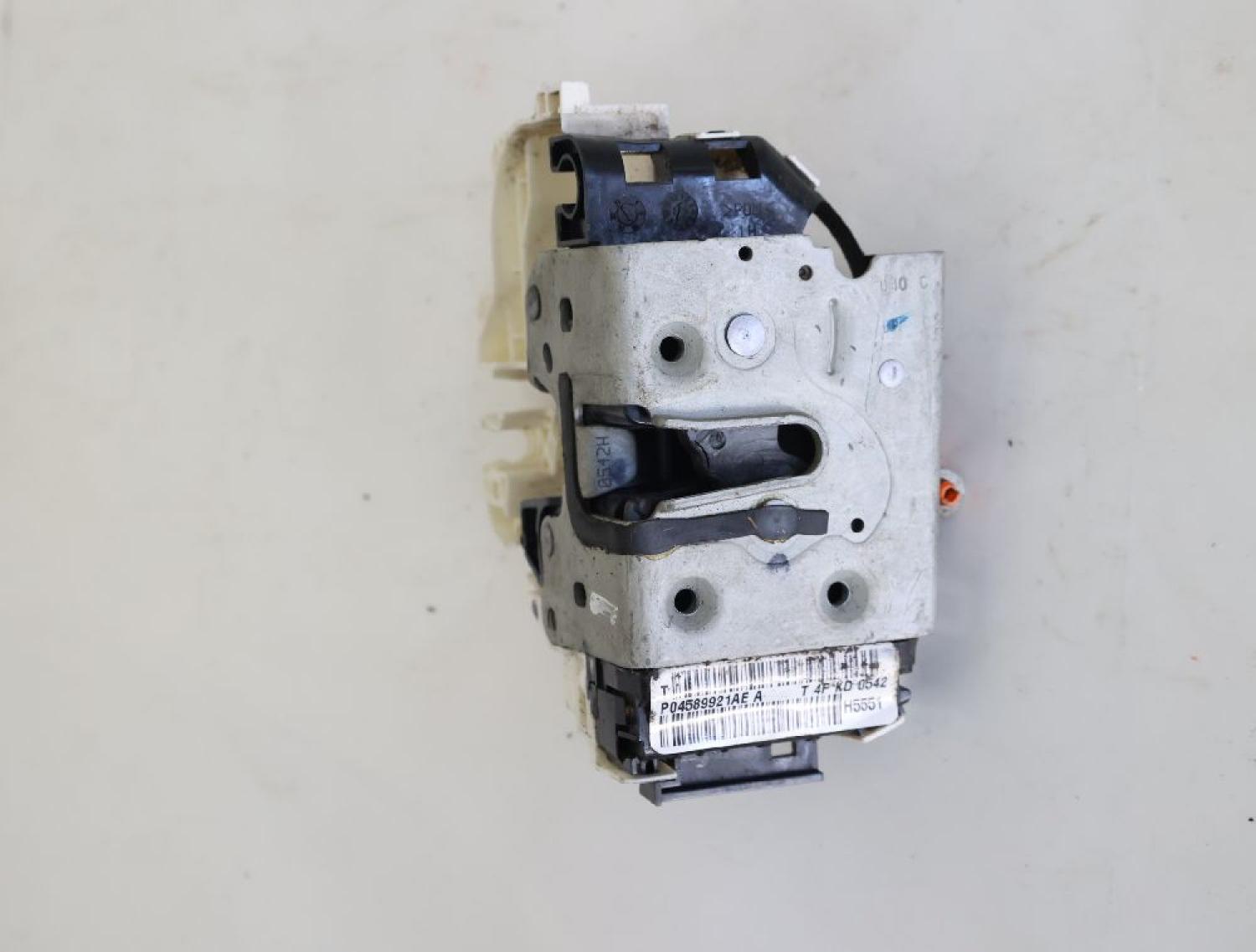 Türschloß vorn links 04589921AE Jeep GRAND CHEROKEE 4 WK
