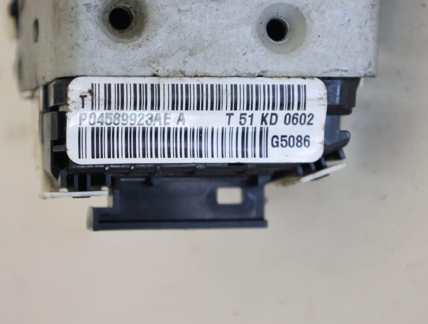 Türschloß hinten links 04589923AE Jeep GRAND CHEROKEE 4 WK