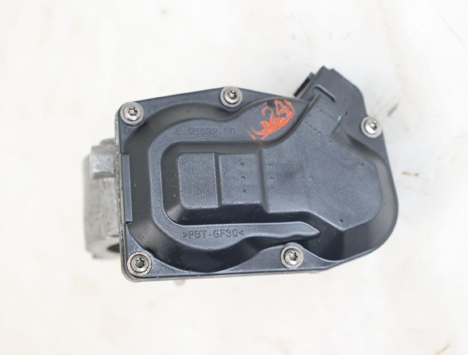 Drosselklappenstutzen 68147613AA Jeep GRAND CHEROKEE 4 WK