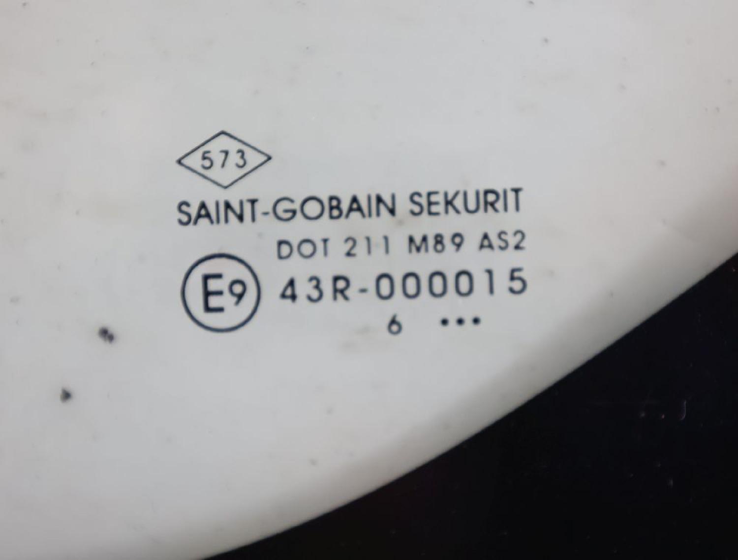 Scheibe sonstige 823018026R DACIA DOKKER KE