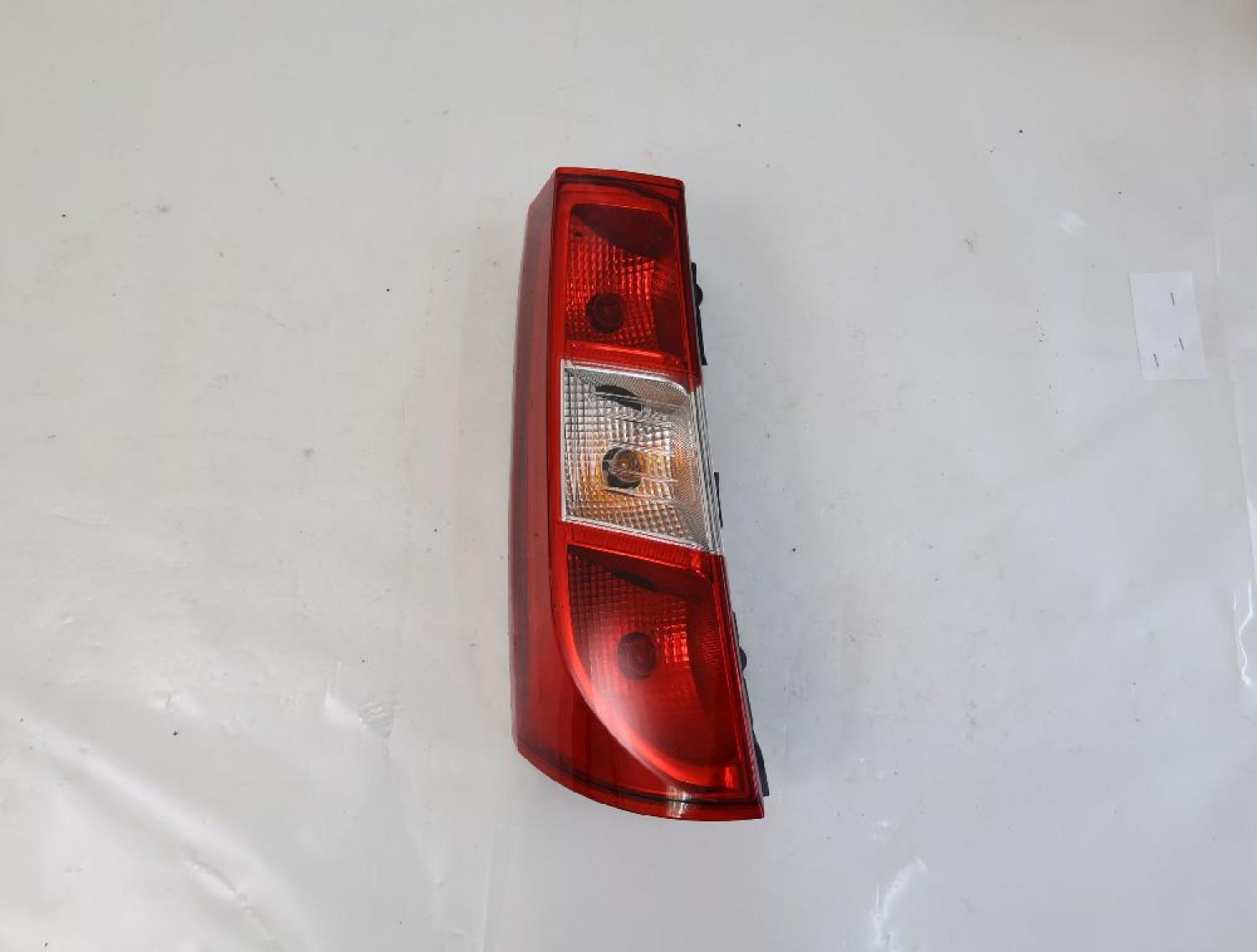 Rückleuchte links 265551619R DACIA DOKKER KE
