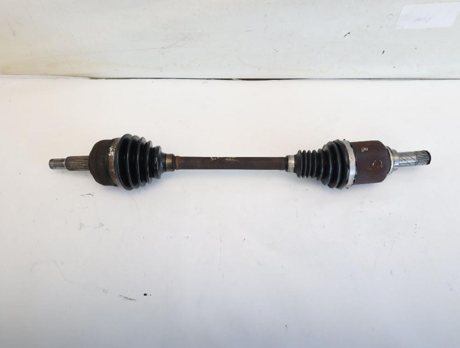 Antriebswelle vorn links 391015654R DACIA DOKKER KE