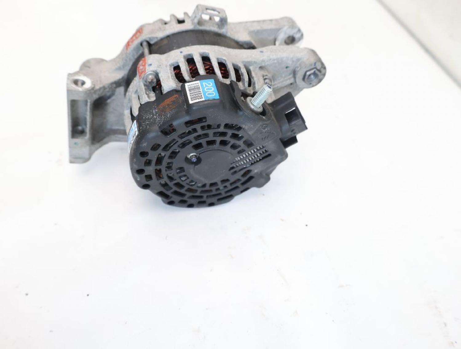 Lichtmaschine 373002U200 Hyundai i30 PDE