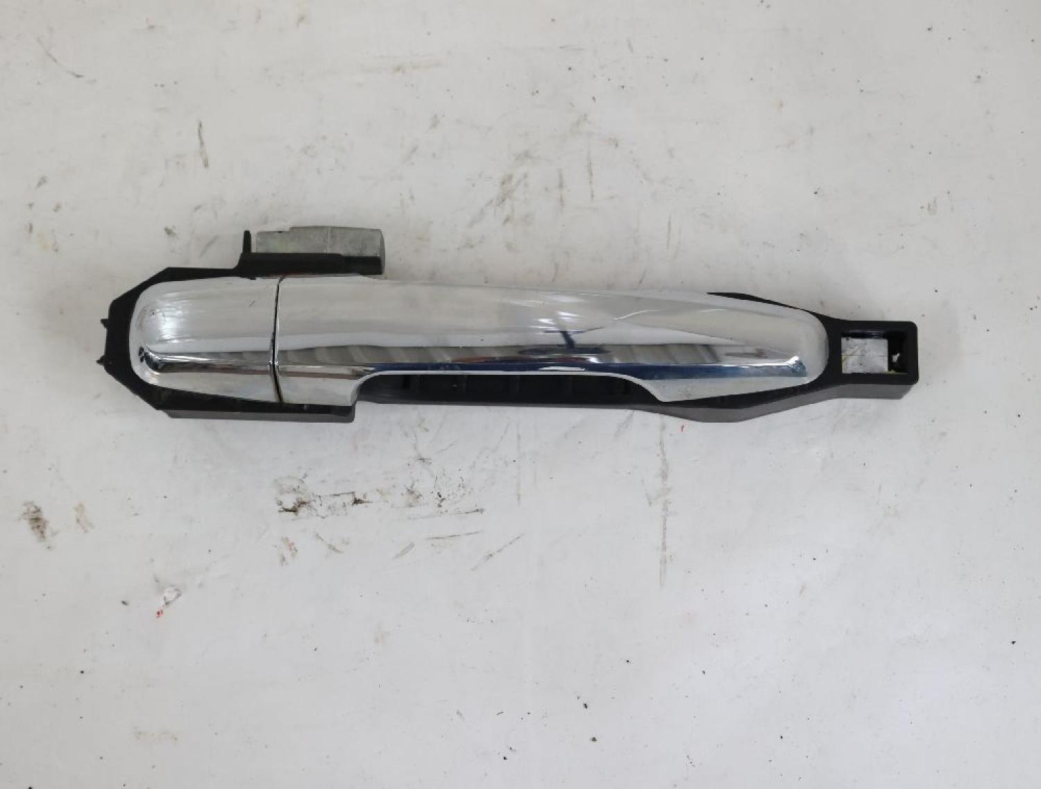 Türgriff außen vorn rechts 5716A032 Mitsubishi L 200 4 KB4T