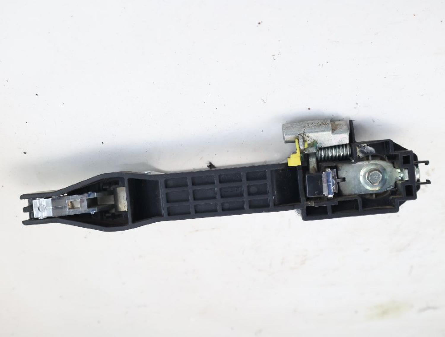 Türgriff außen vorn rechts 5716A032 Mitsubishi L 200 4 KB4T