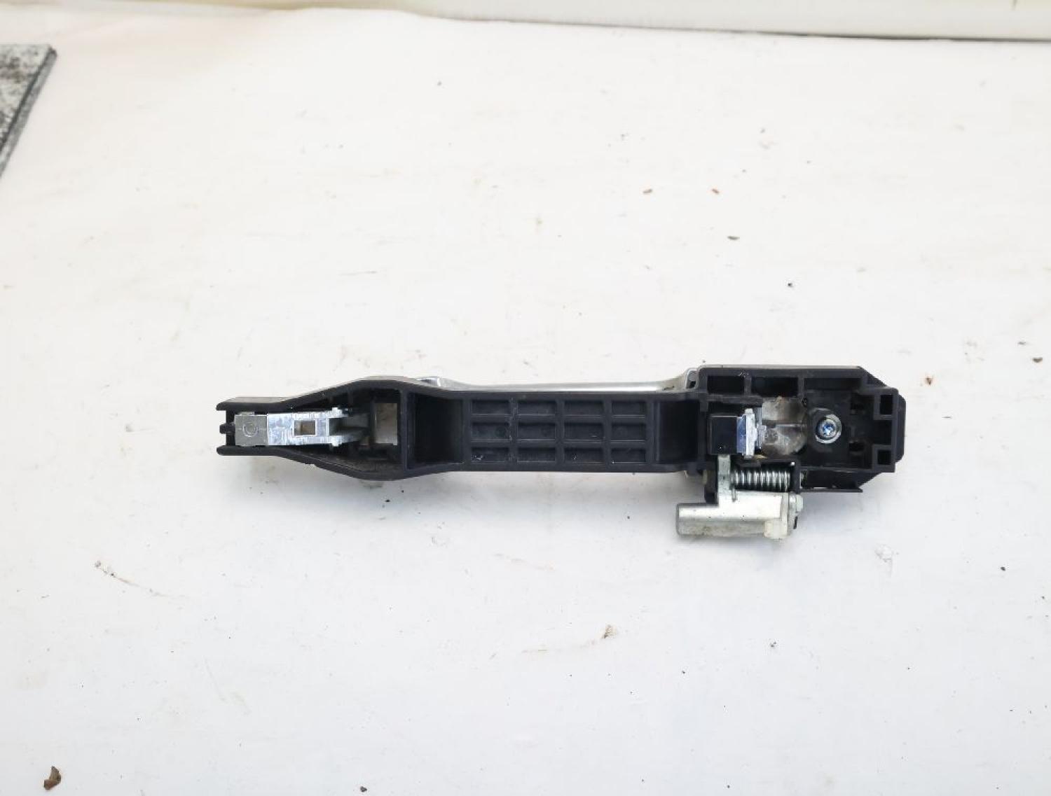 Türgriff außen hinten links 5716A035 Mitsubishi L 200 4 KB4T