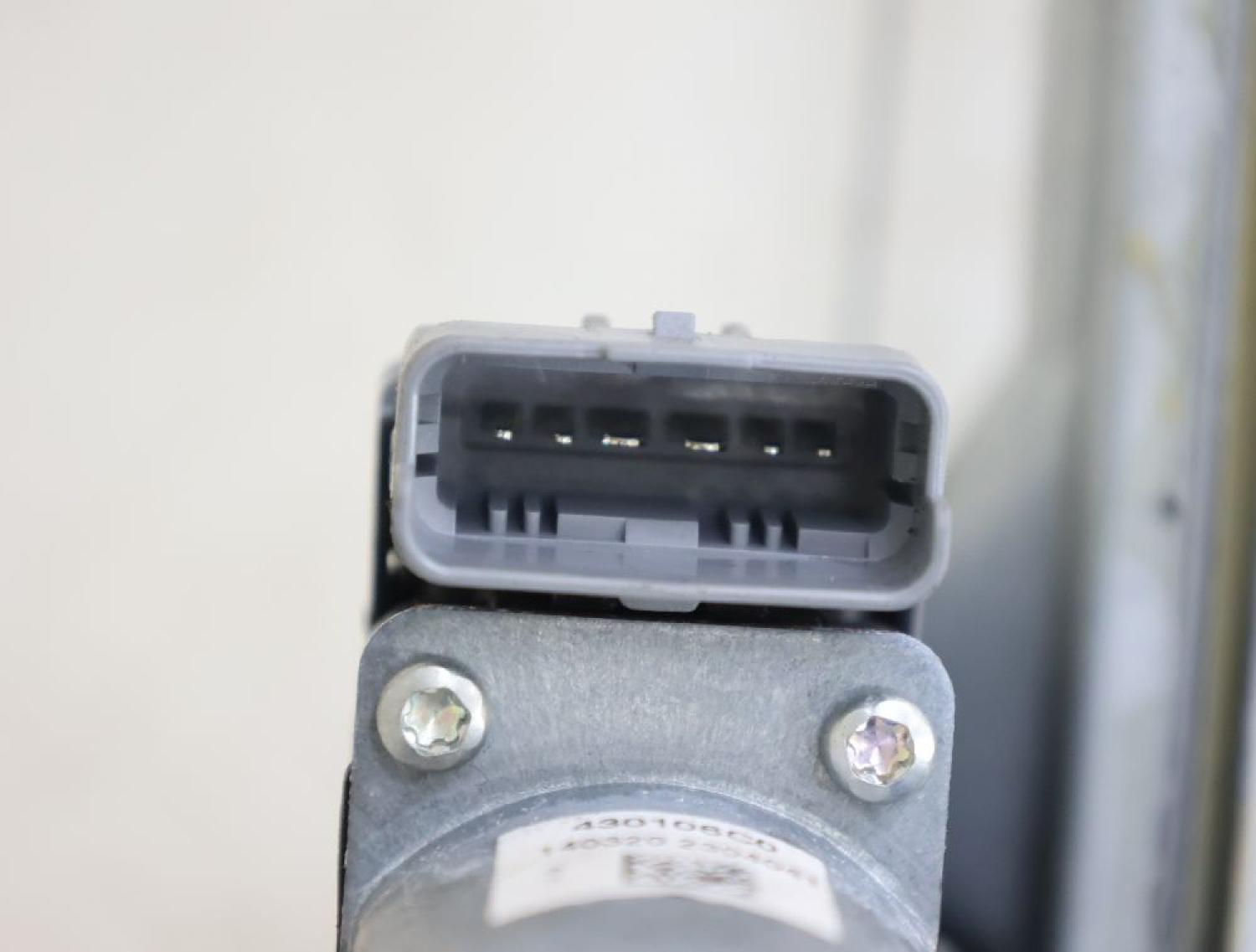 Fensterheber elektrisch vorn rechts 9802531780 Citroen C4 2 B7