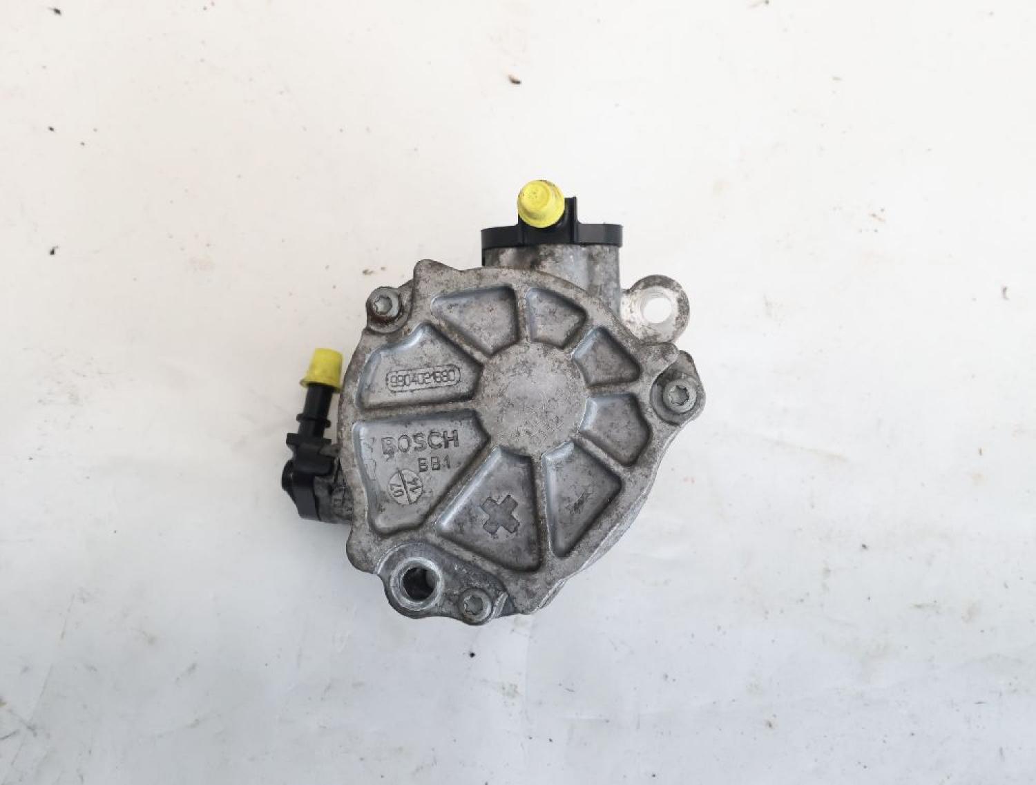 Vakuumpumpe 9804021880 Citroen C4 2 B7
