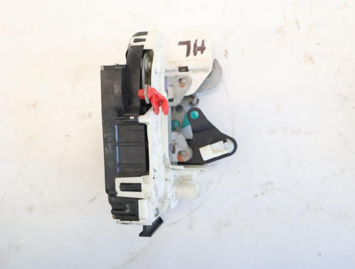 Türschloß hinten links 04589279AG Dodge NITRO