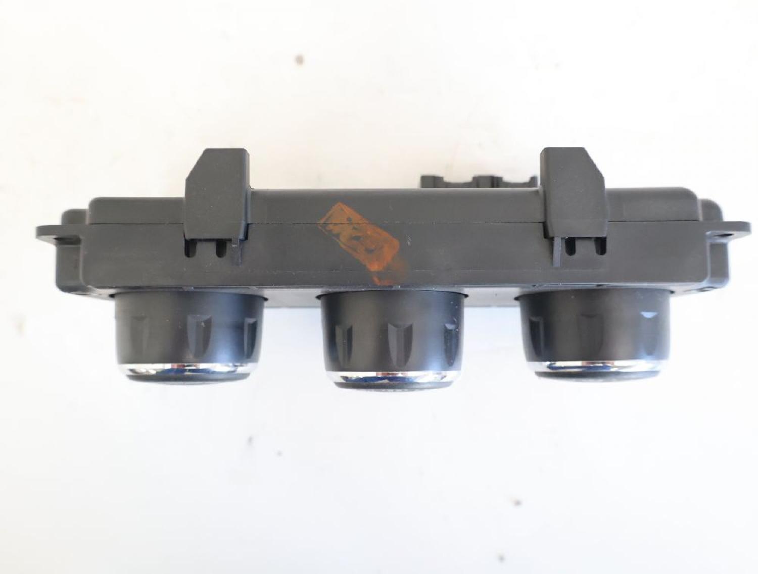 Klimabedienteil 55111846AE Dodge NITRO