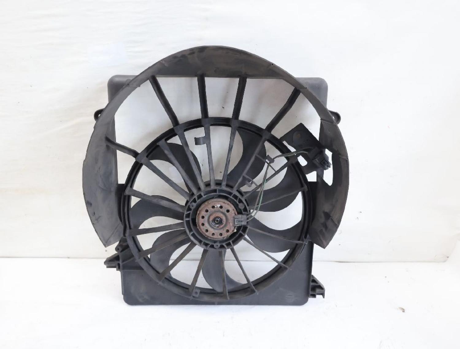 Ventilator (am Kühler) 68003968AB Dodge NITRO