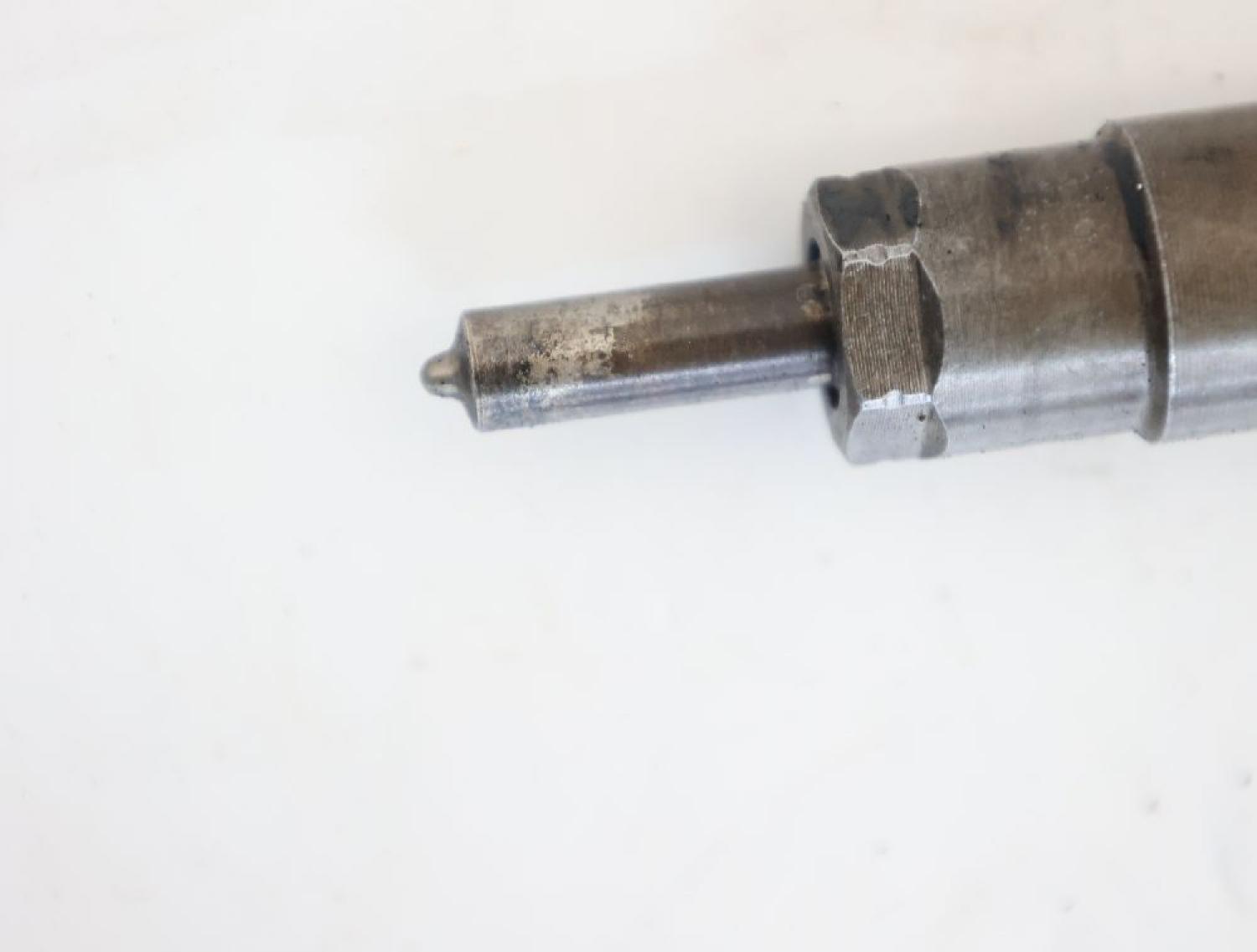 Einspritzduese (Diesel) Zylinder 2 68027340AA Dodge NITRO