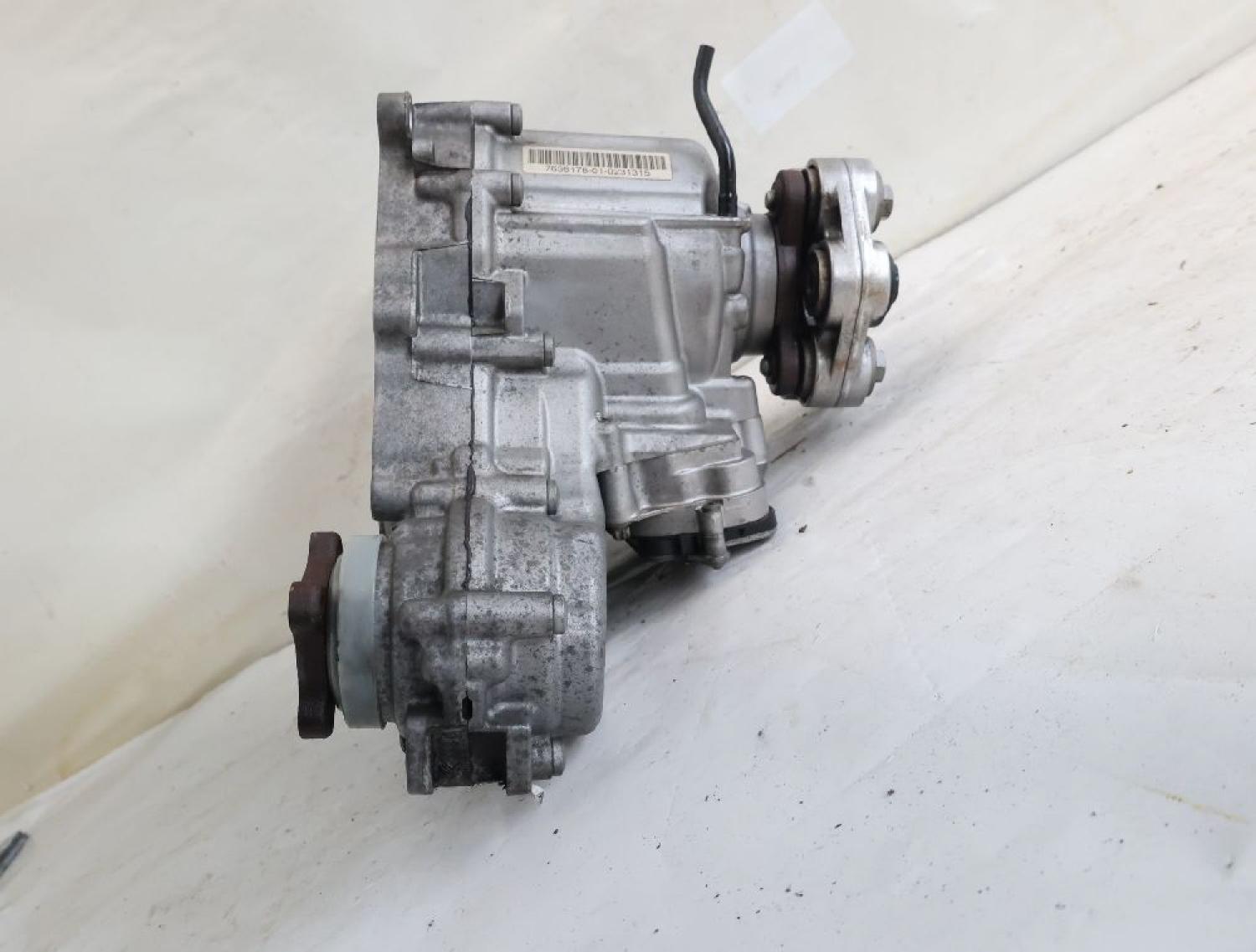 Getriebe Verteilergetriebe 27105A371F2 BMW 5er Touring F11
