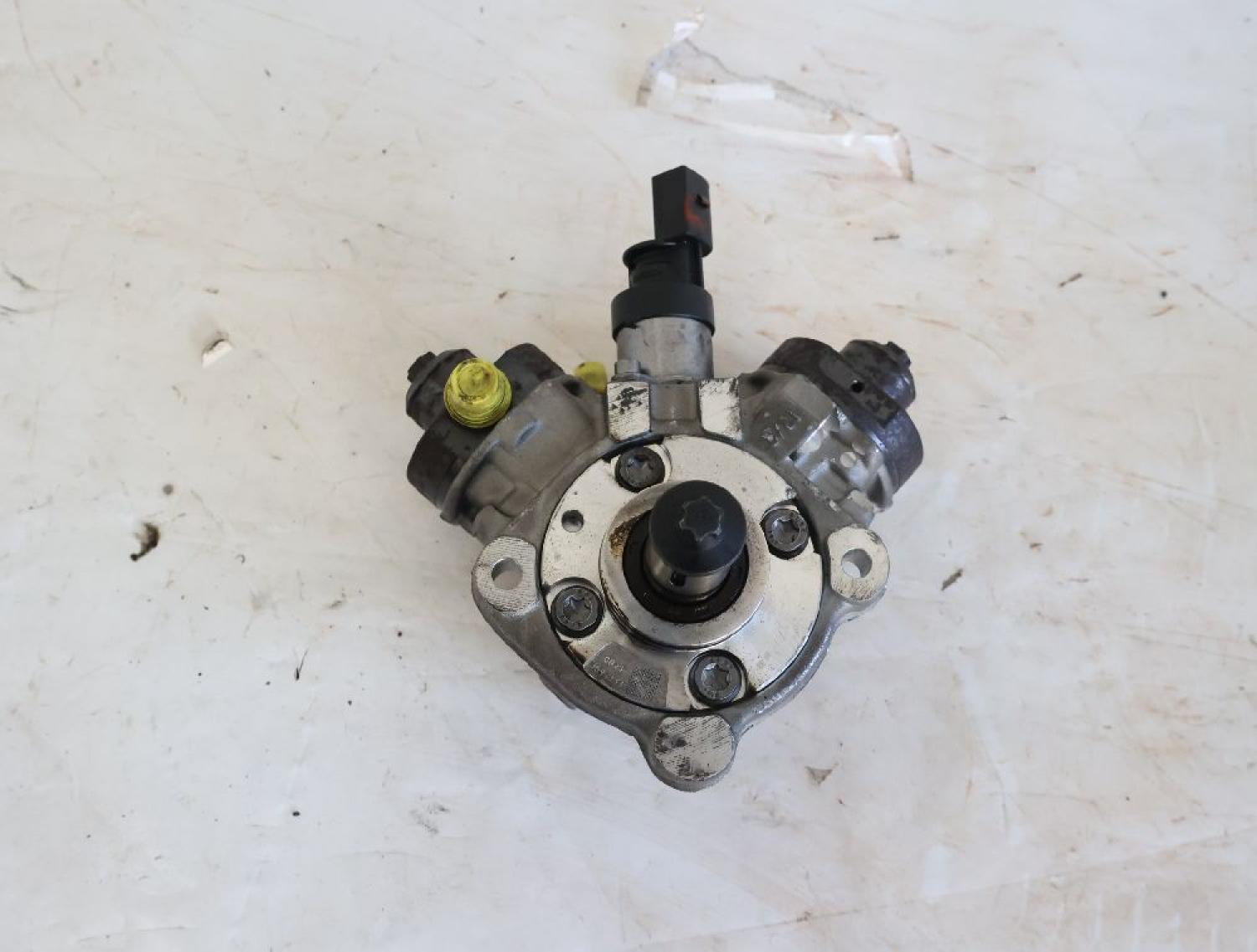 Hochdruckpumpe 7823463 BMW 5er Touring F11