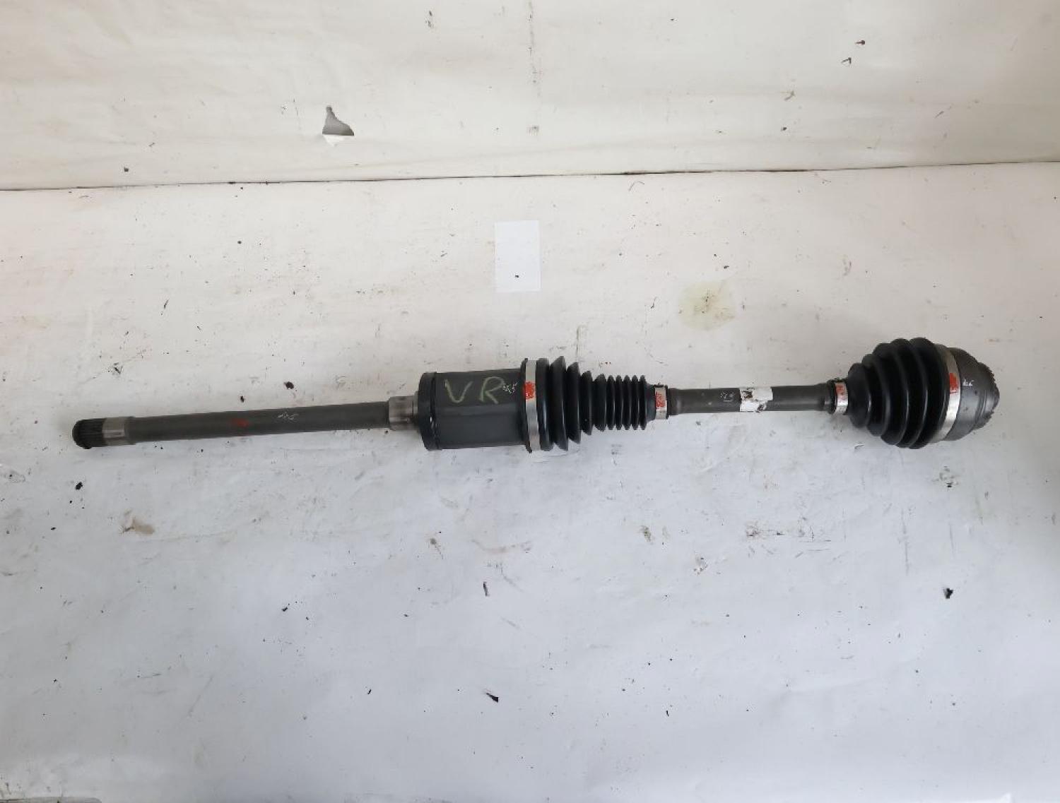 Antriebswelle vorn rechts 7618680 BMW 5er Touring F11
