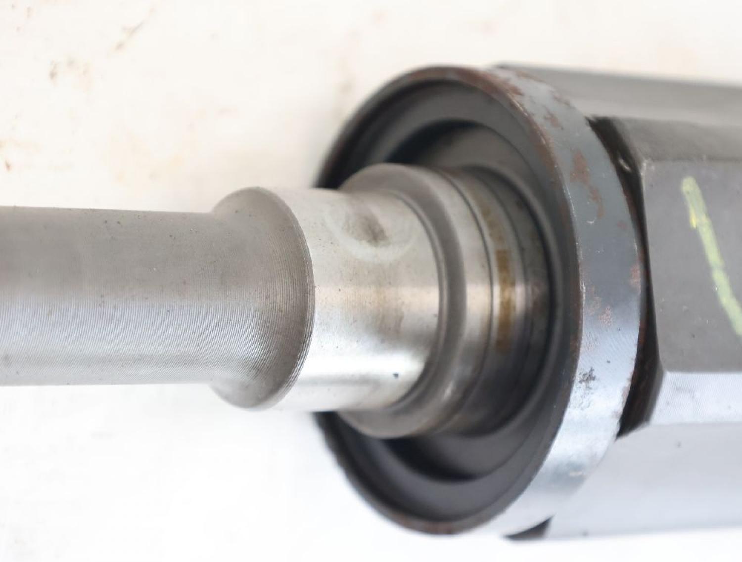 Antriebswelle vorn rechts 7618680 BMW 5er Touring F11