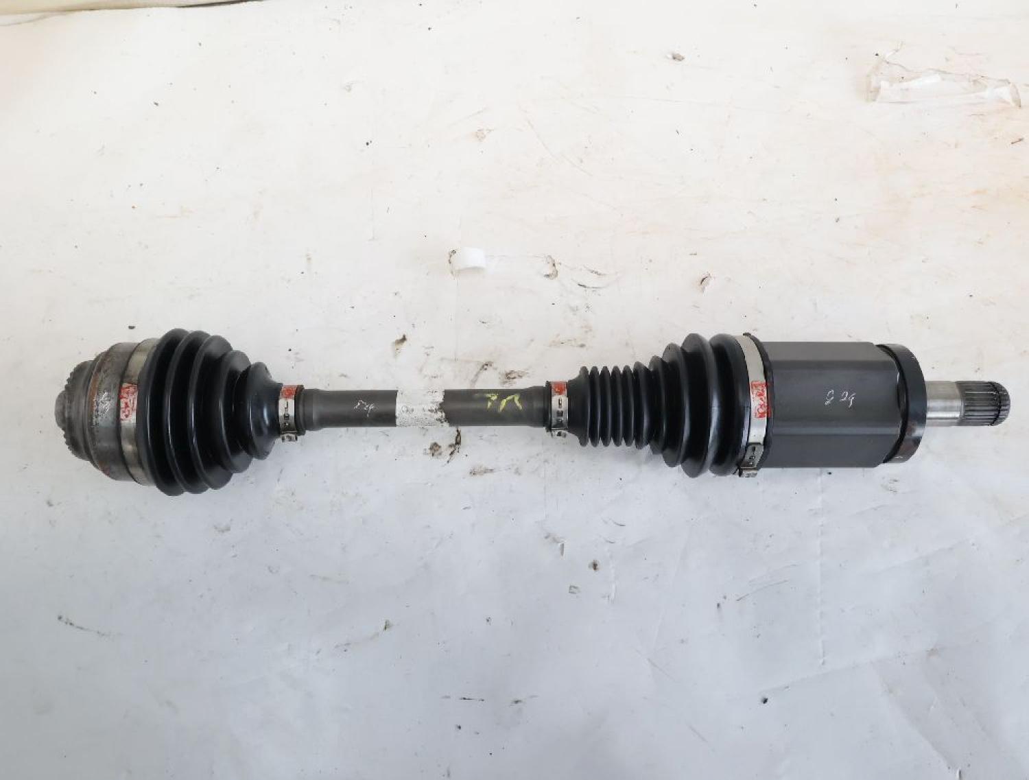 Antriebswelle vorn links 7618681 BMW 5er Touring F11