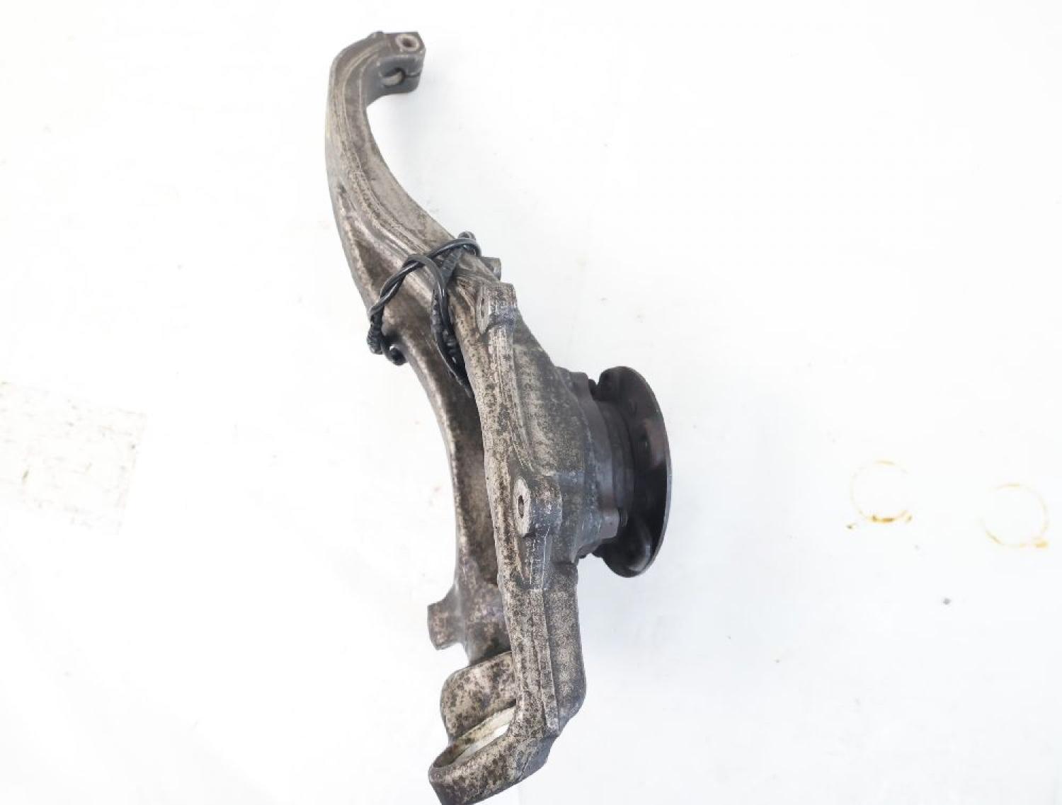 Achsschenkel vorn rechts 6777752 BMW 5er Touring F11