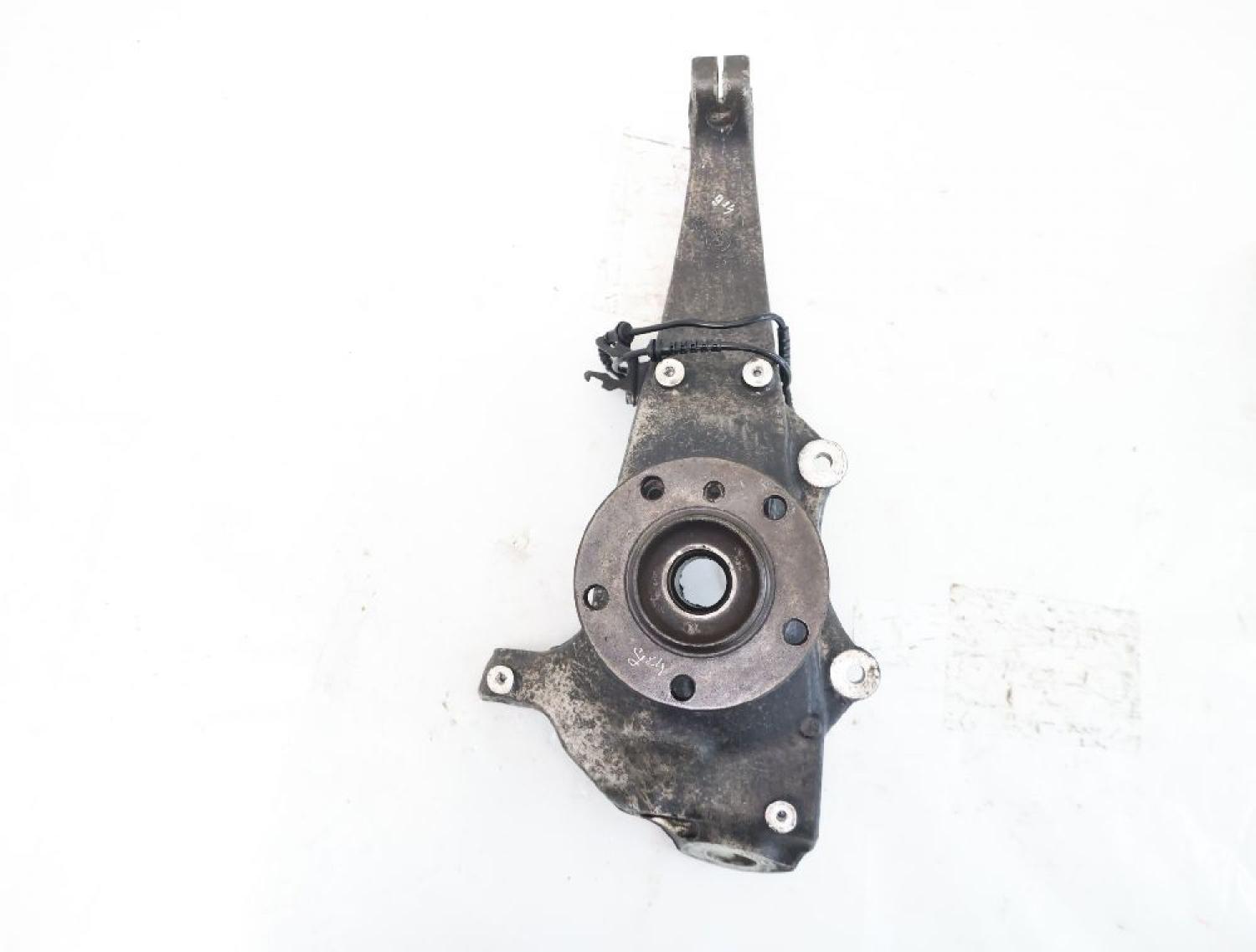 Achsschenkel vorn links 6777751 BMW 5er Touring F11