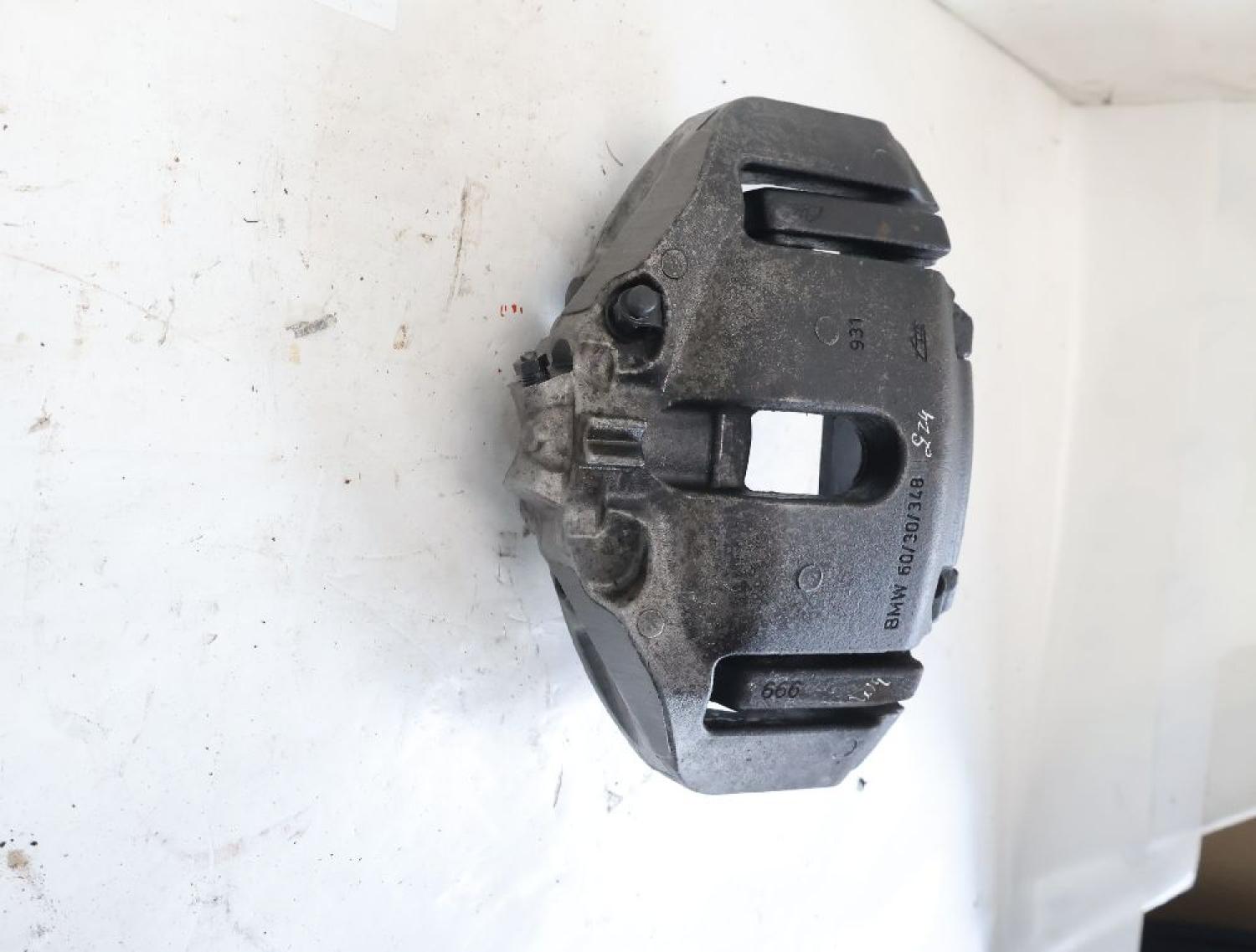 Bremssattel vorn rechts 6792690 BMW 5er Touring F11