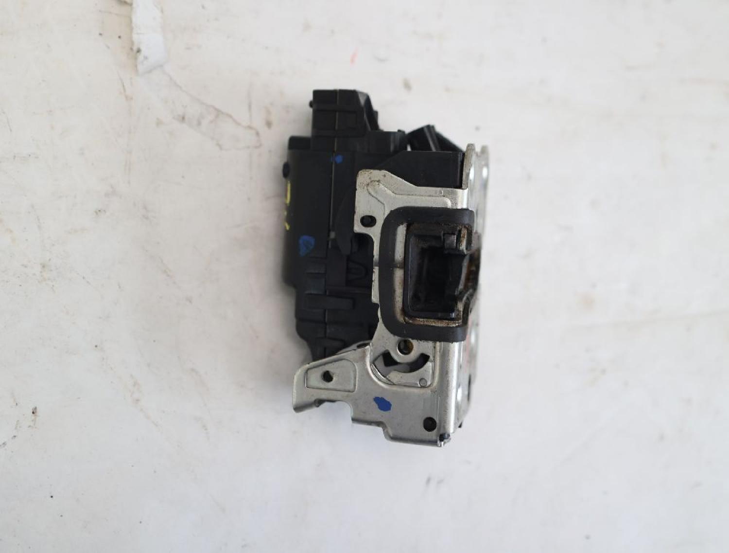 Türschloß hinten links 825021093R DACIA DOKKER KE