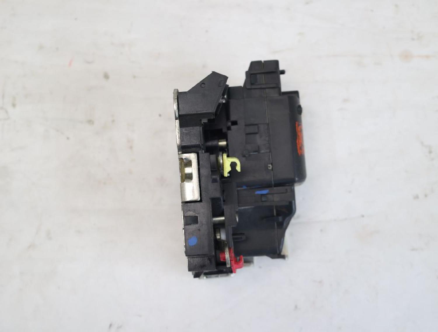 Türschloß hinten links 825021093R DACIA DOKKER KE