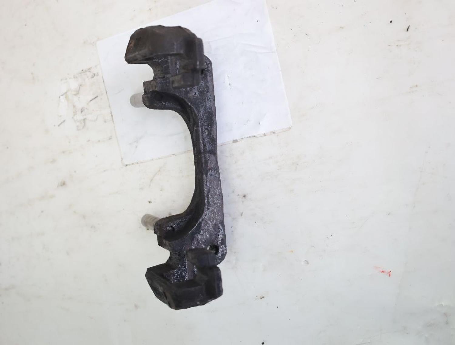 Bremssattelträger vorn links 465013096R DACIA DOKKER KE