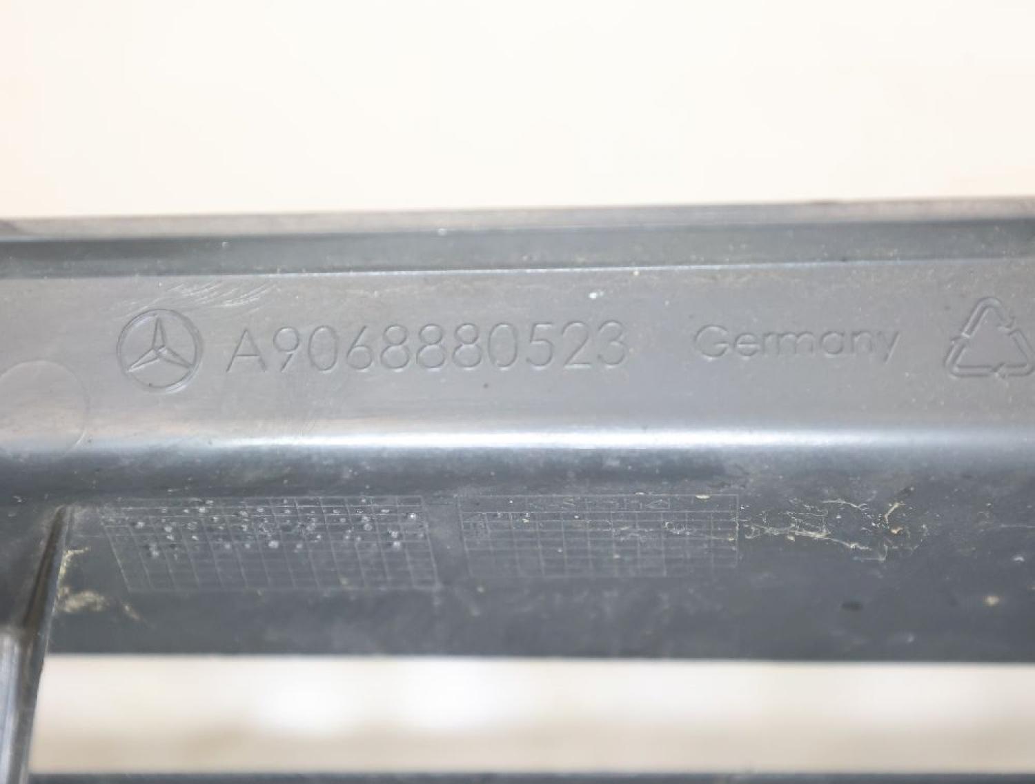 Frontgrill 9068880523 Mercedes SPRINTER 906