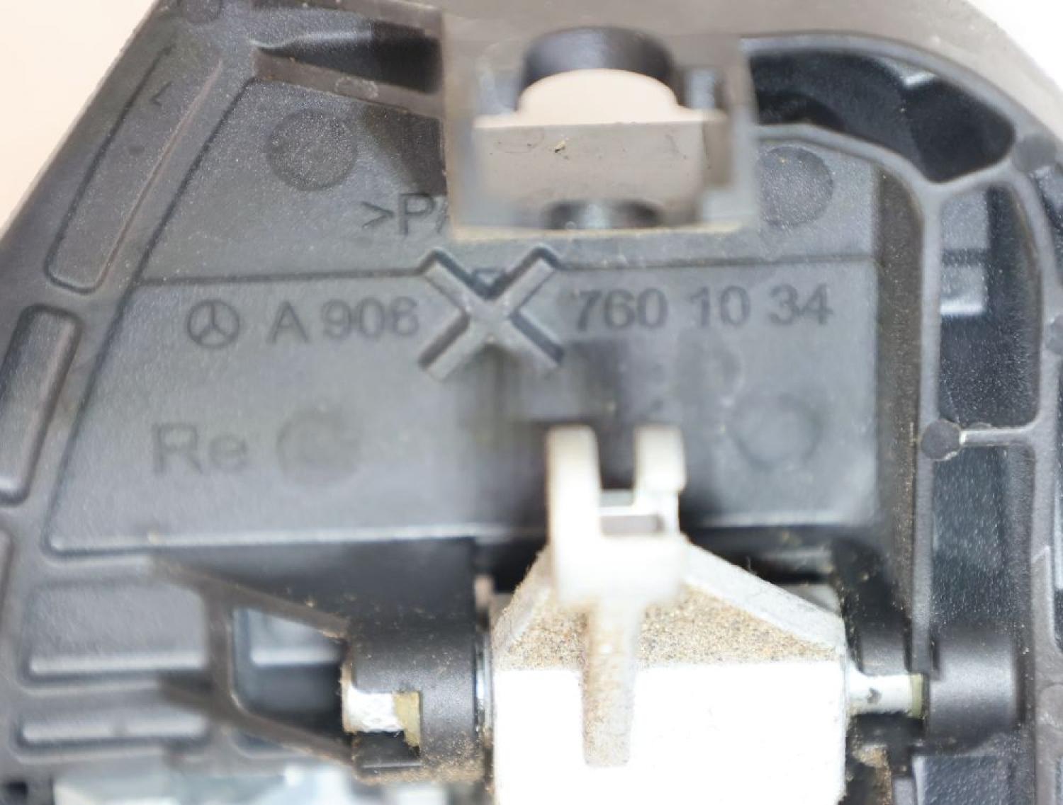 Türgriff außen vorn rechts 9067600070 Mercedes SPRINTER 906