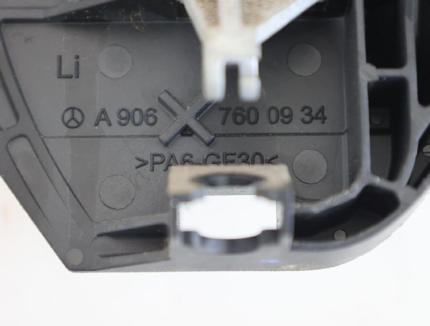 Türgriff außen hinten links 9067600070 Mercedes SPRINTER 906