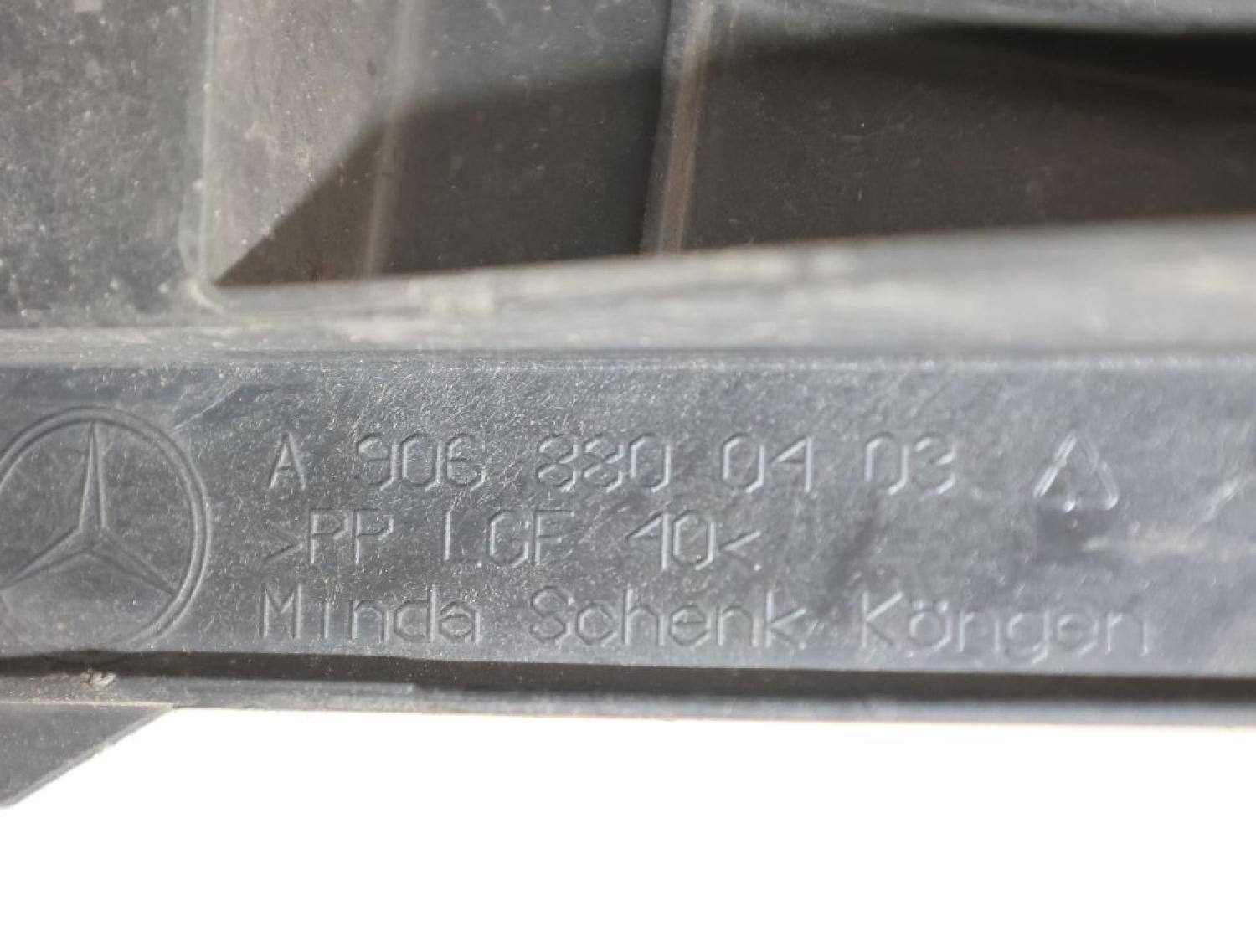 Schloßträger 9068800403 Mercedes SPRINTER 906