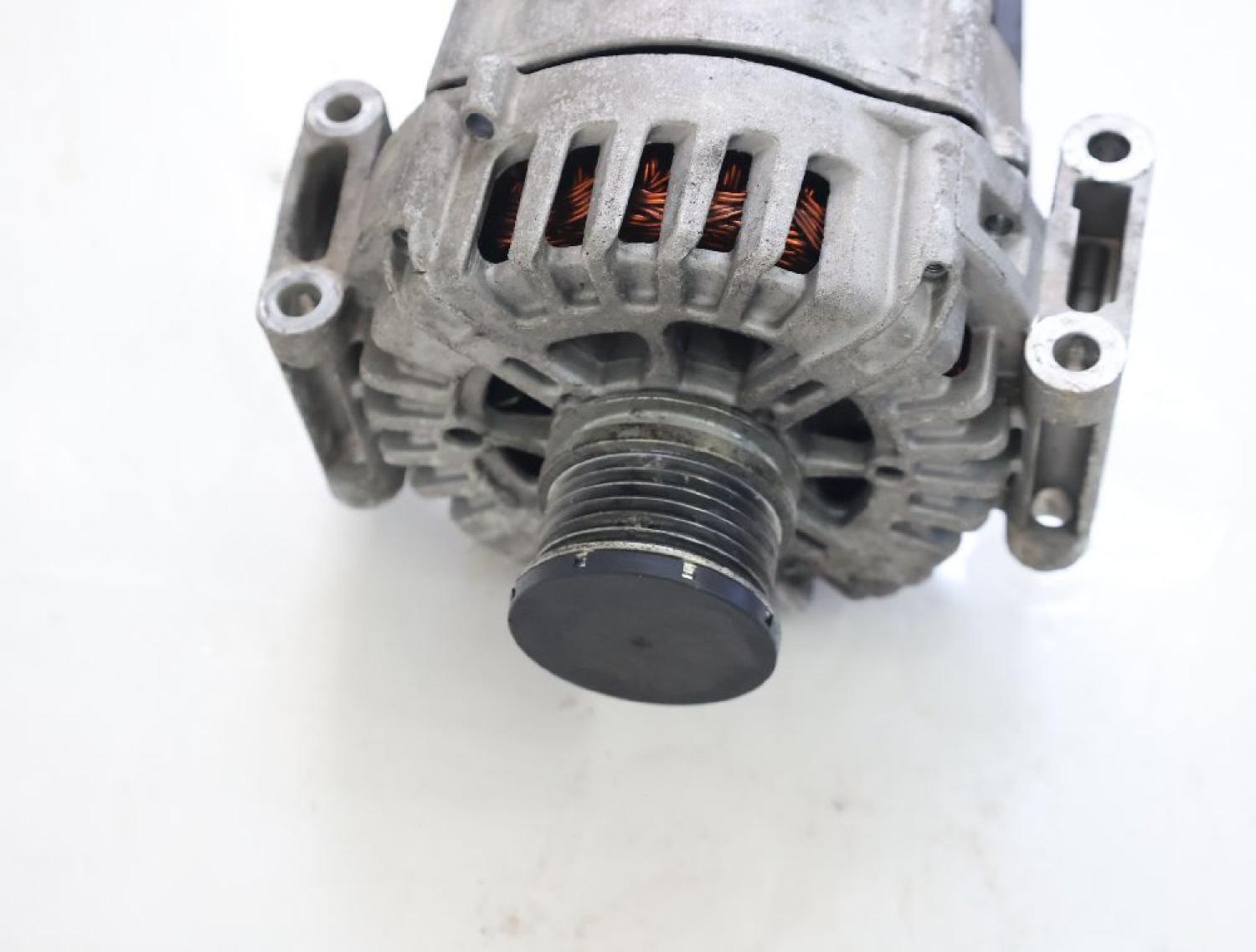 Lichtmaschine 0009068802 Mercedes SPRINTER 906