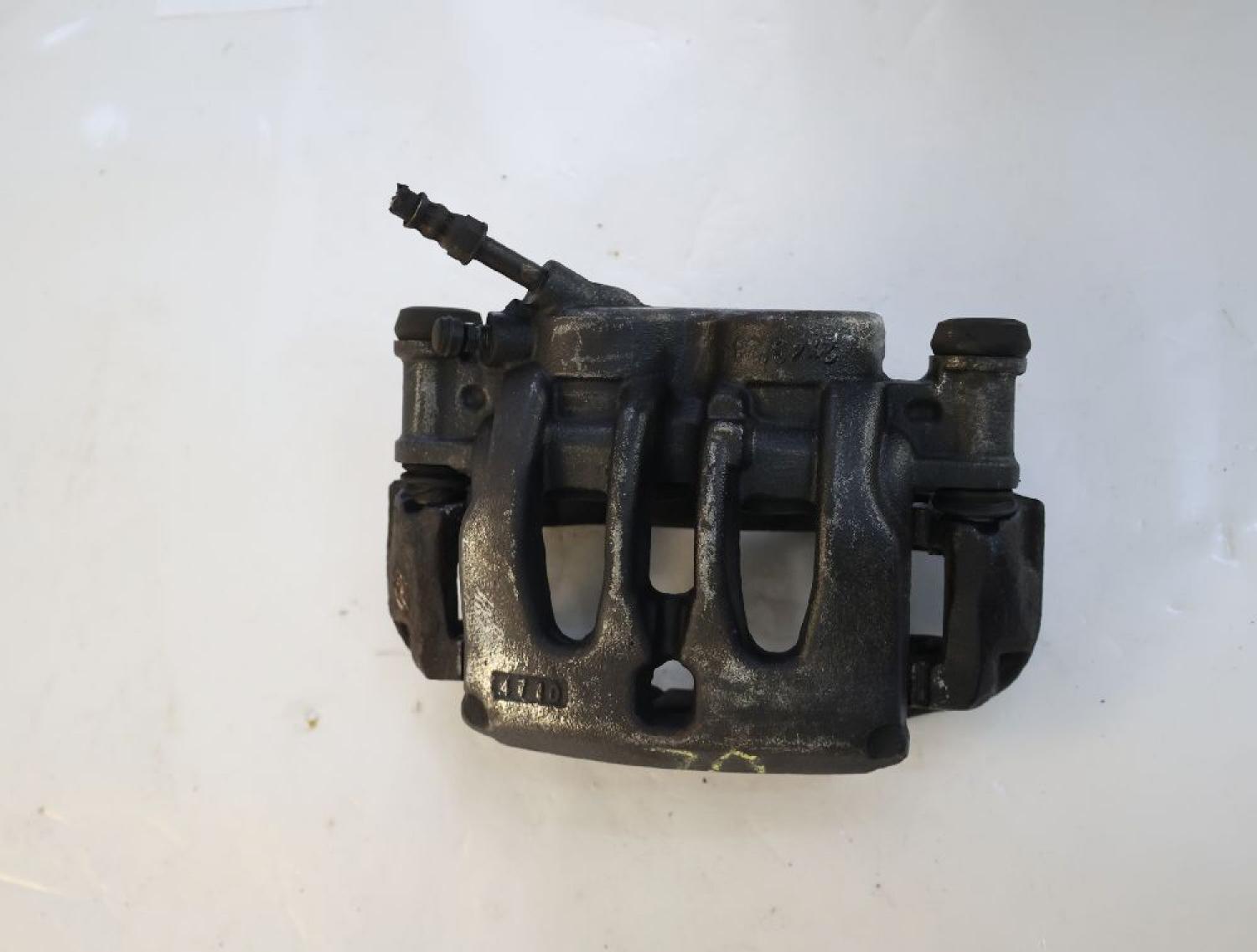 Bremssattel vorn links 0044205583 Mercedes SPRINTER 906